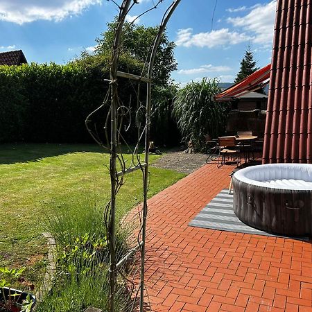 Behagliches Nurdachhaus Im Ferienhausgebiet Langelsheim Eksteriør billede